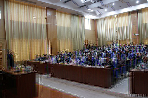http://www.glut.edu.cn/__local/E/96/83/63B3354698EFE83B554EE3AAD15_6611579C_2B706.jpg
